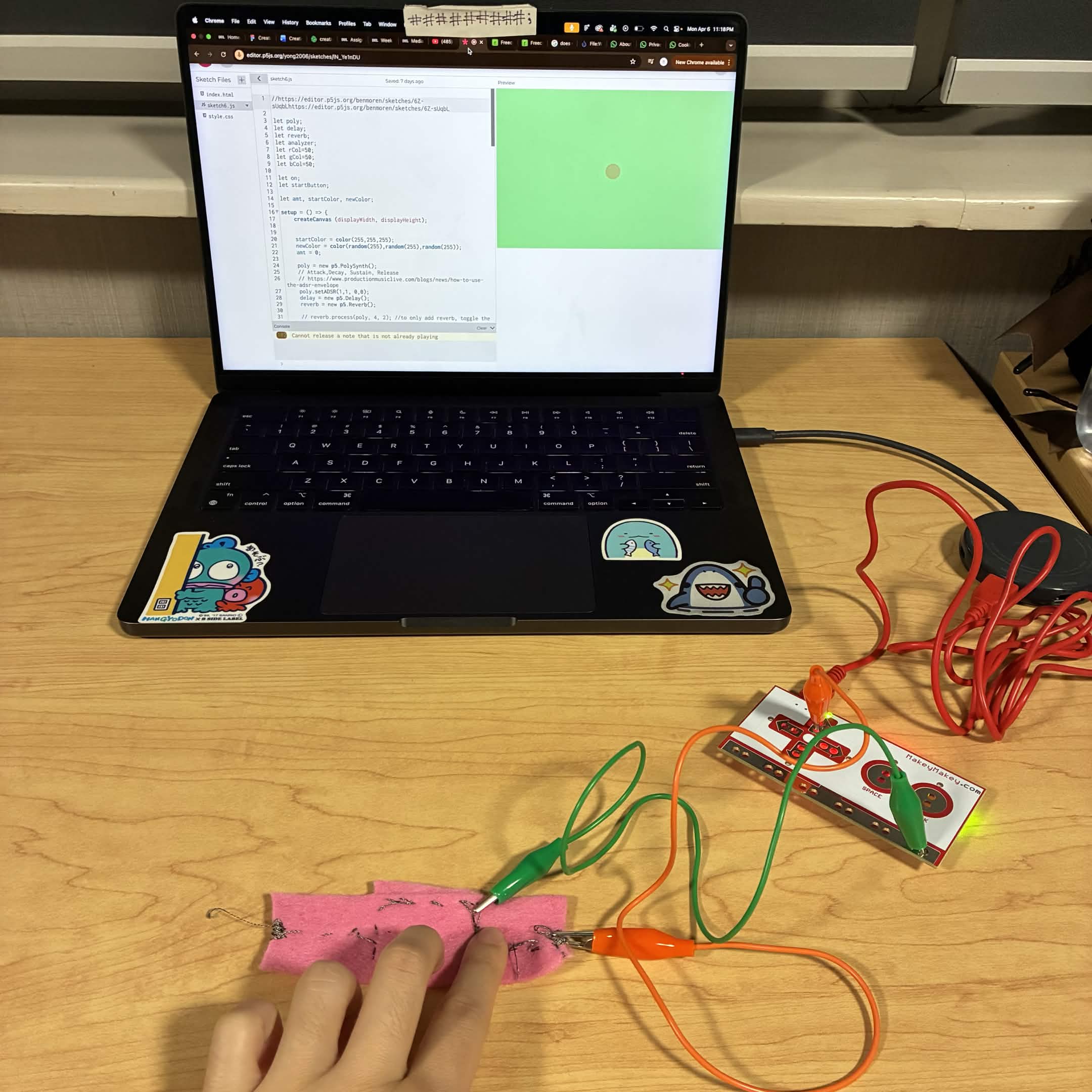 I connected the circuit with my finger and observed how the code reacted.