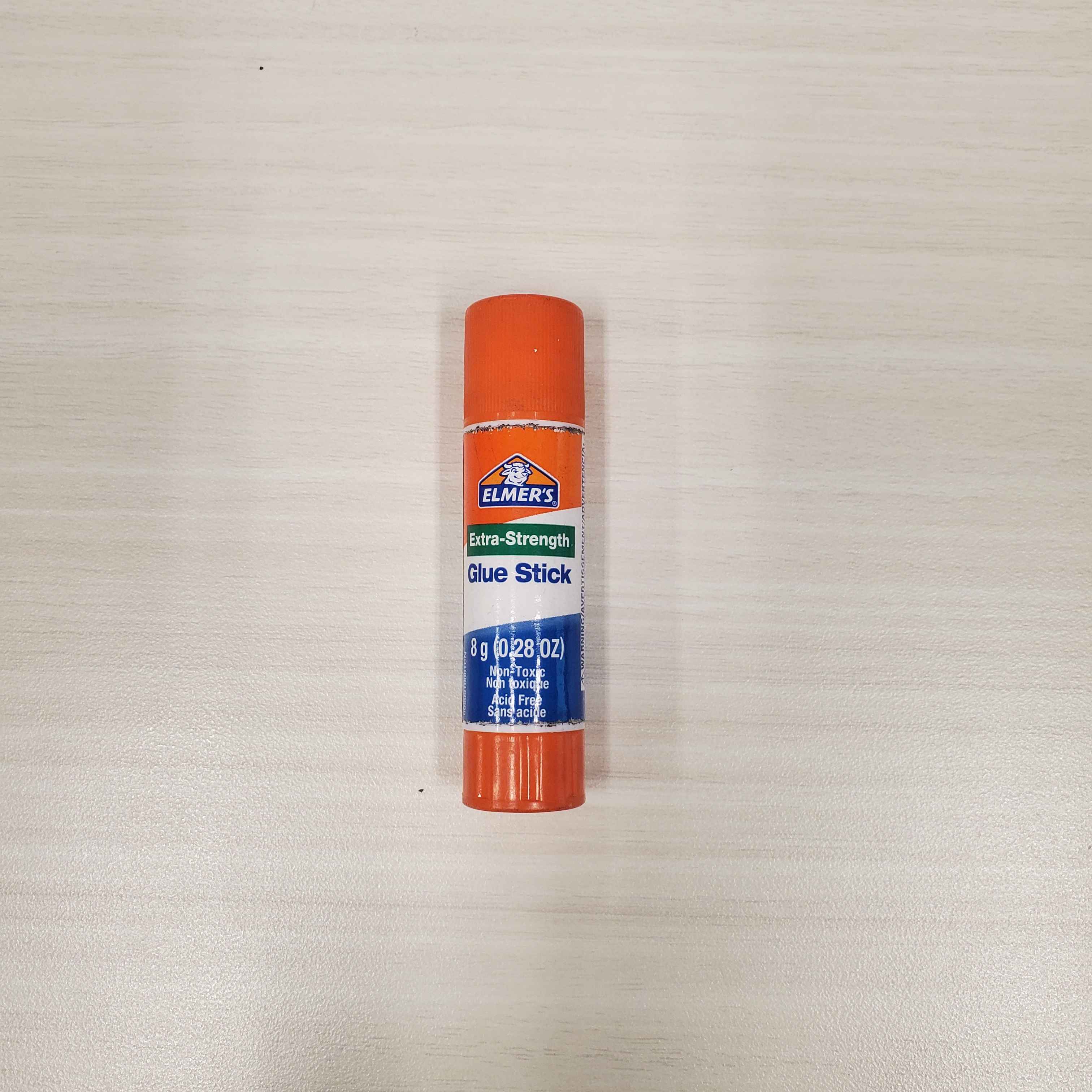 This is a gluestick, I wanted to scan this item because it was a simple shape, it was not shiny or clear, and I didn't think I would have any trouble scanning this item.